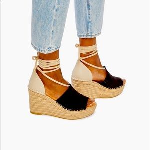 Zahla ankle-tie wedge sandal